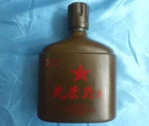 38度宋河光榮歲月酒500ml白酒價格多少？是日?？诩Z酒么？