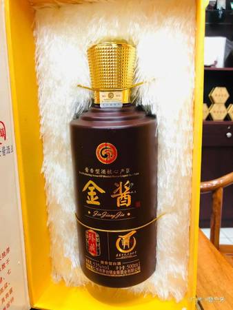 貴州百年金醬酒多少錢(qián)一瓶(貴州金醬百年酒價(jià)格表)