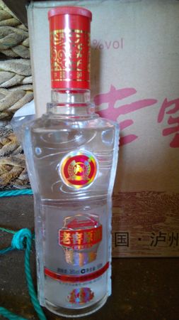 38度全興酒多少錢(qián)一箱(38度全興酒價(jià)格)