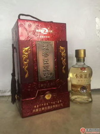 內(nèi)蒙古阿都酒業(yè)產(chǎn)的冬蟲夏草酒價(jià)格(內(nèi)蒙古阿都酒業(yè)產(chǎn)的冬蟲夏草酒價(jià)格)