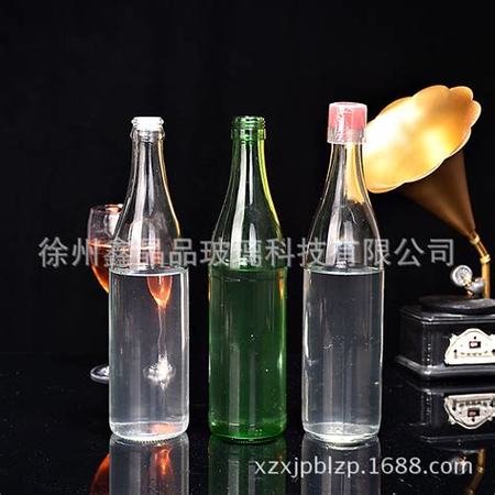 藍(lán)瓶子的二鍋頭酒是什么意思,紅星二鍋頭有藍(lán)瓶綠瓶和白瓶